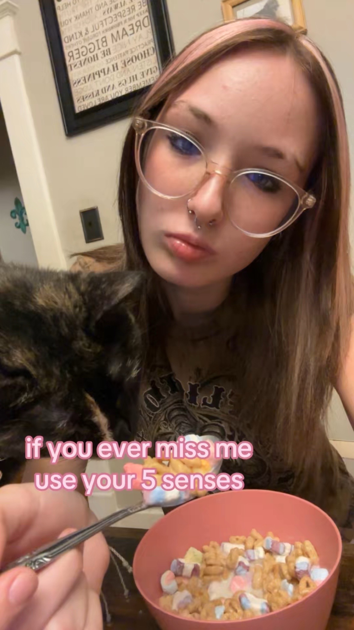 @️