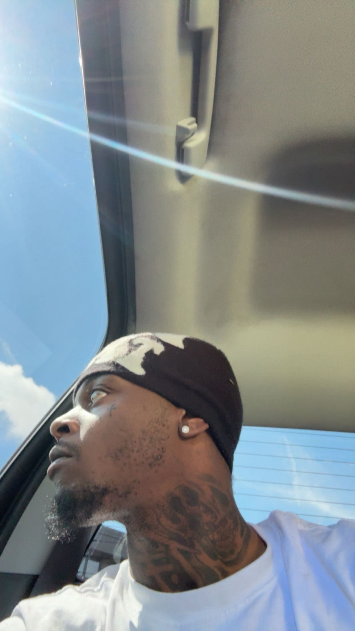 @Babytrenchh ✝️