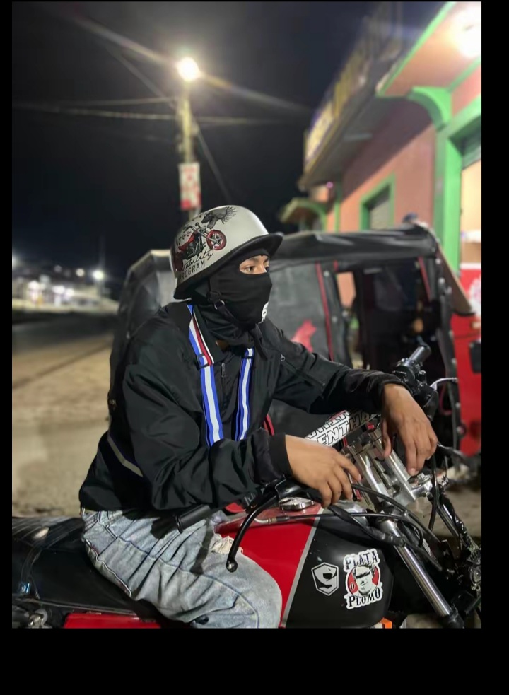 @Ale.🕷️🔥