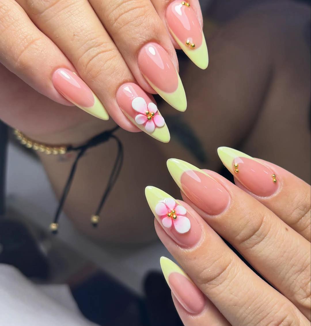 @Bloom Aesthetic