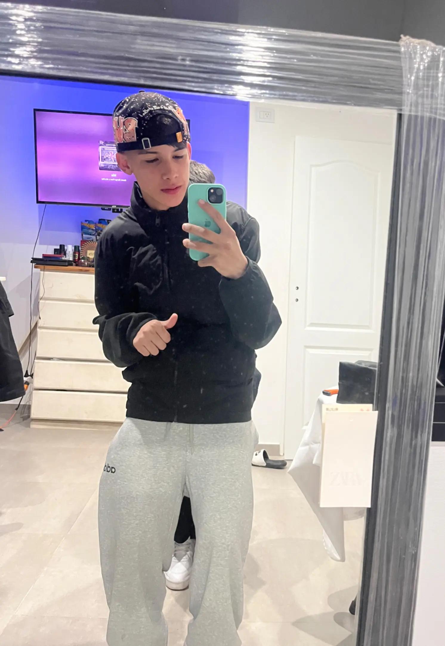 @laureanookk_