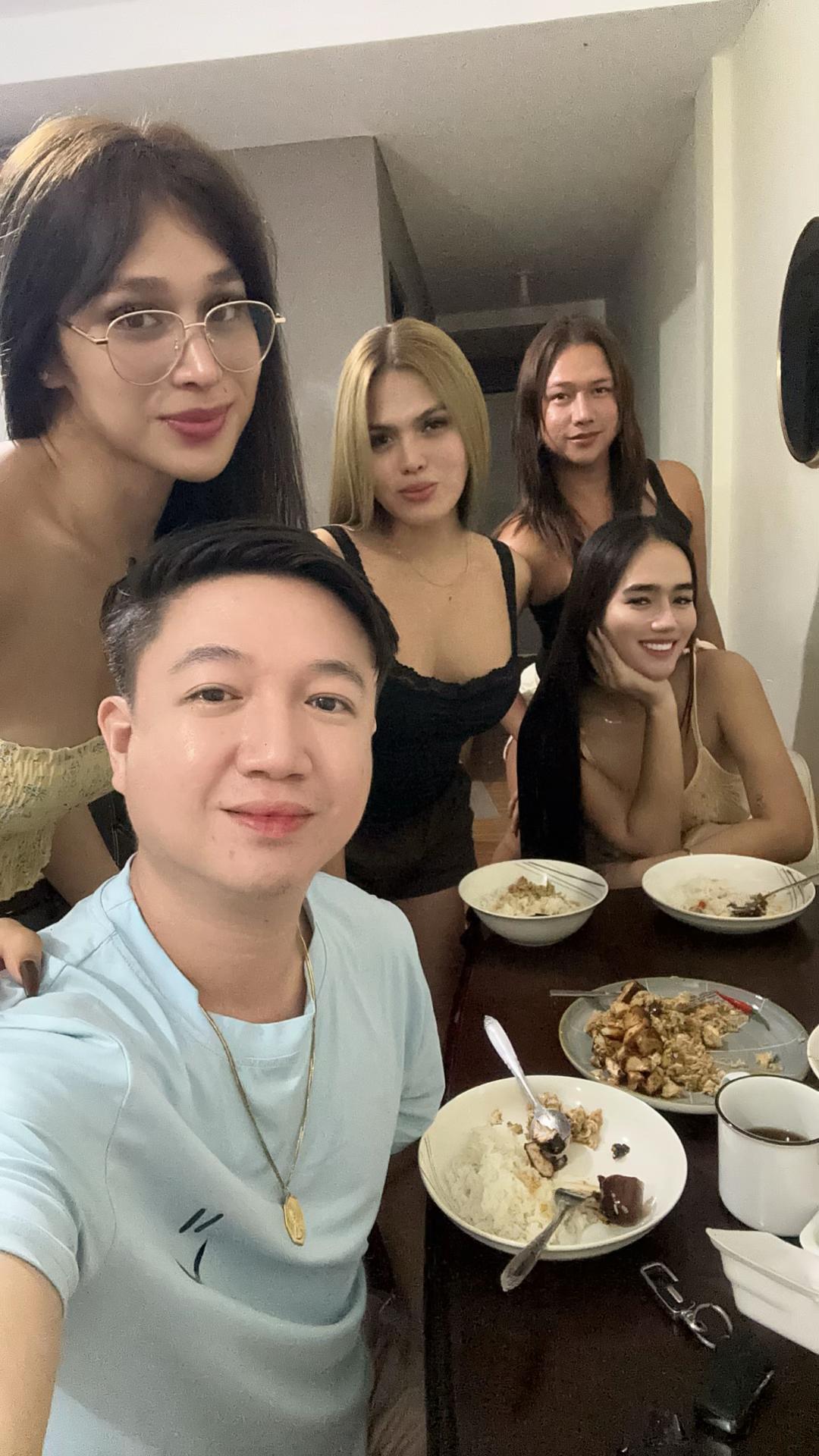 @Nurse Elot 🧑🏼&zwj;⚕️🇸🇬