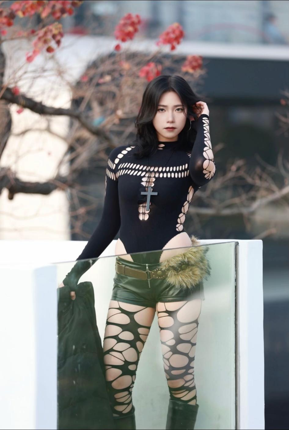 @朵朵女王