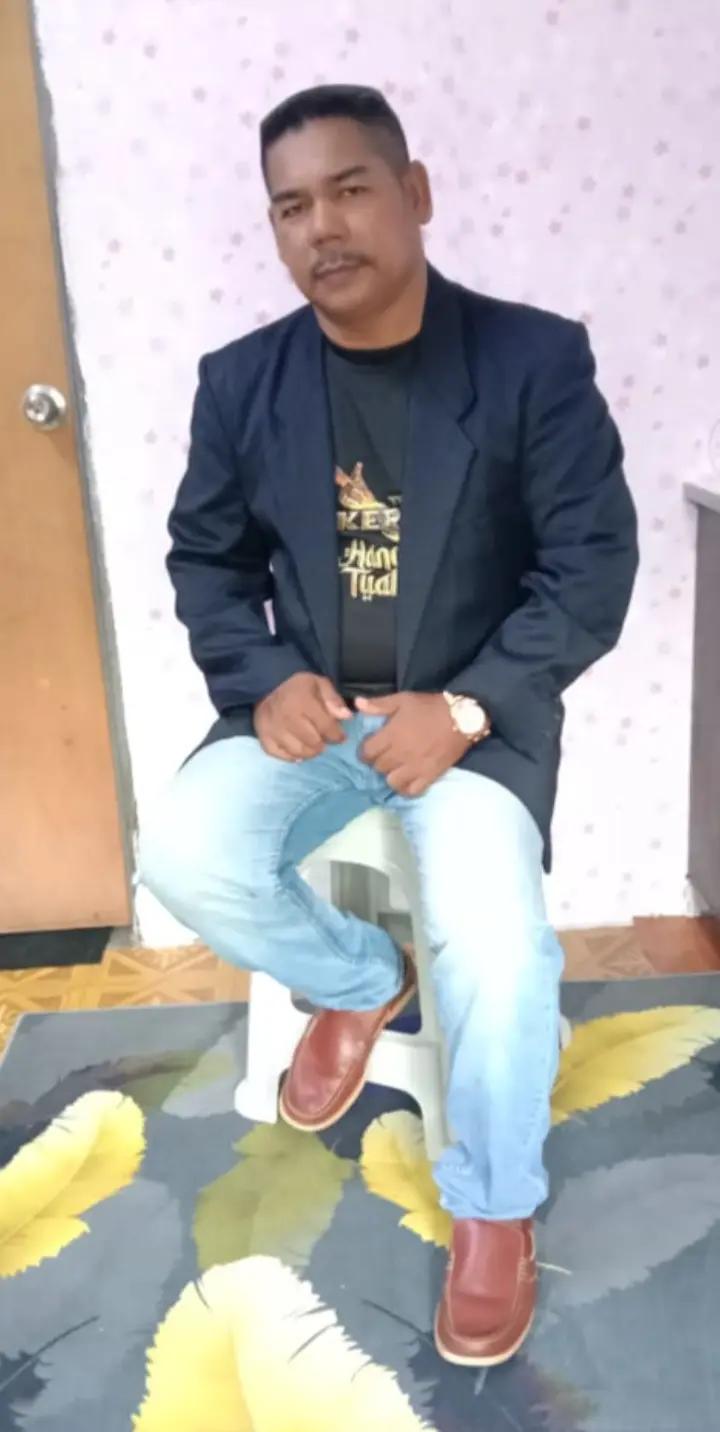 @awie black lagutu kata