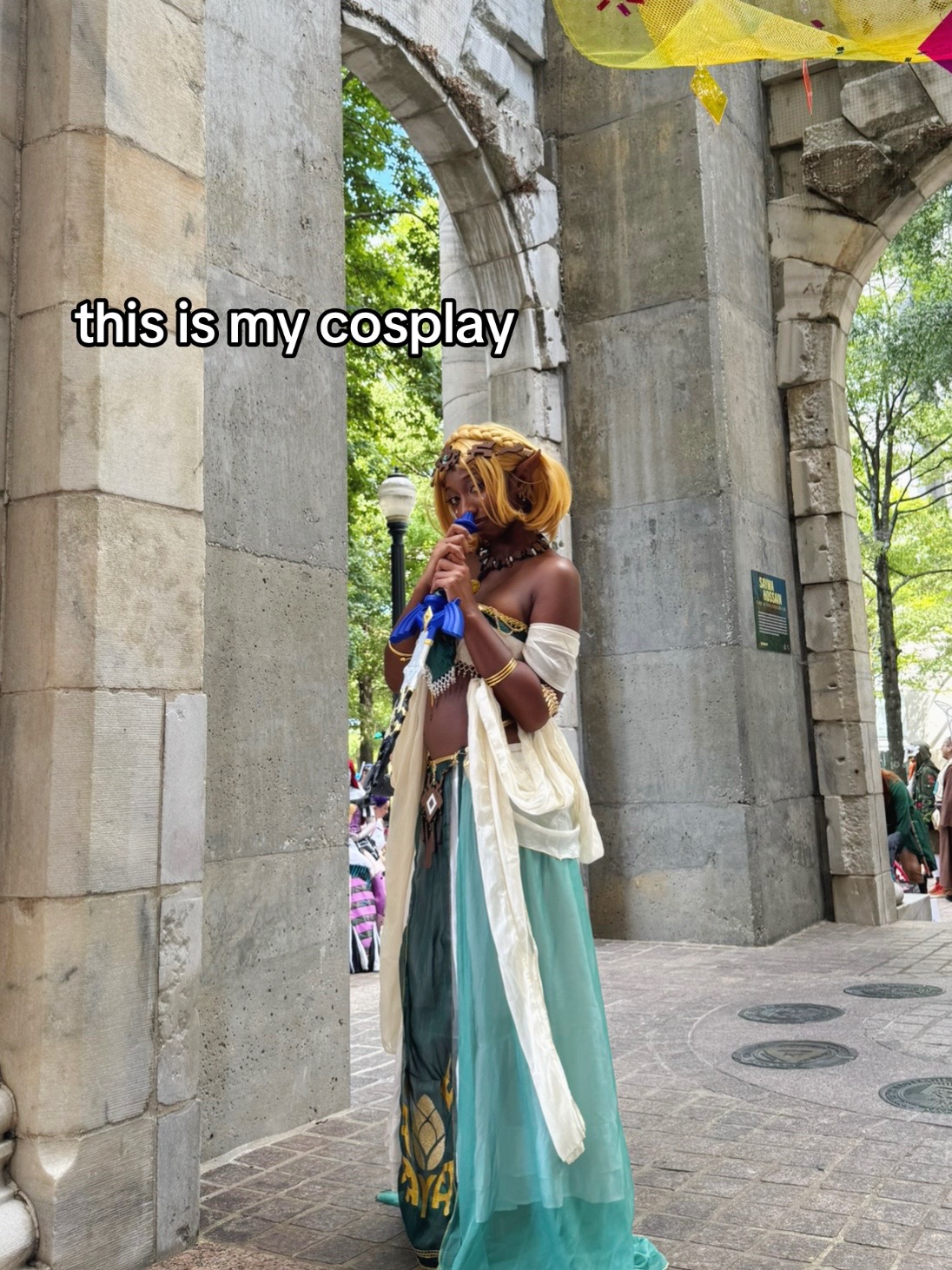 @lluna.cos