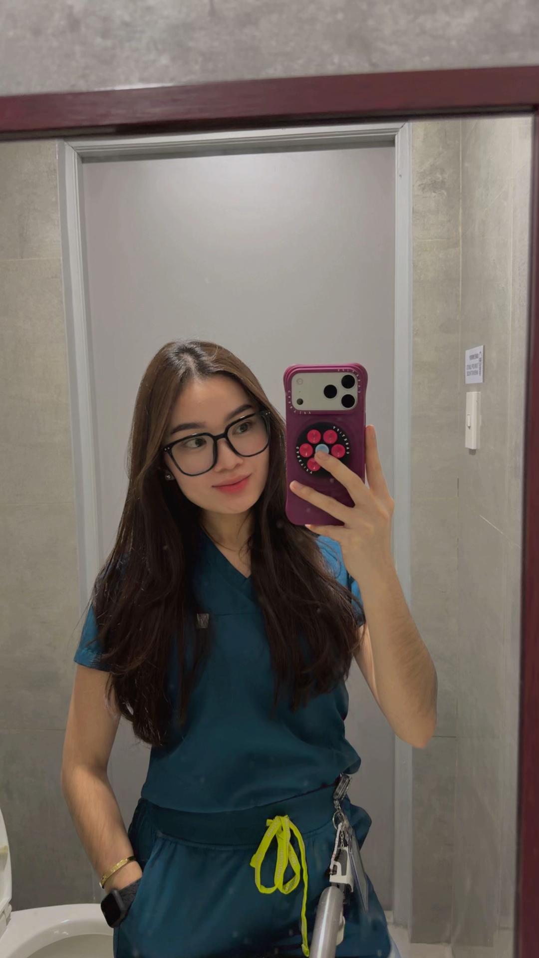 @Noreenephrine👩🏻&zwj;⚕️