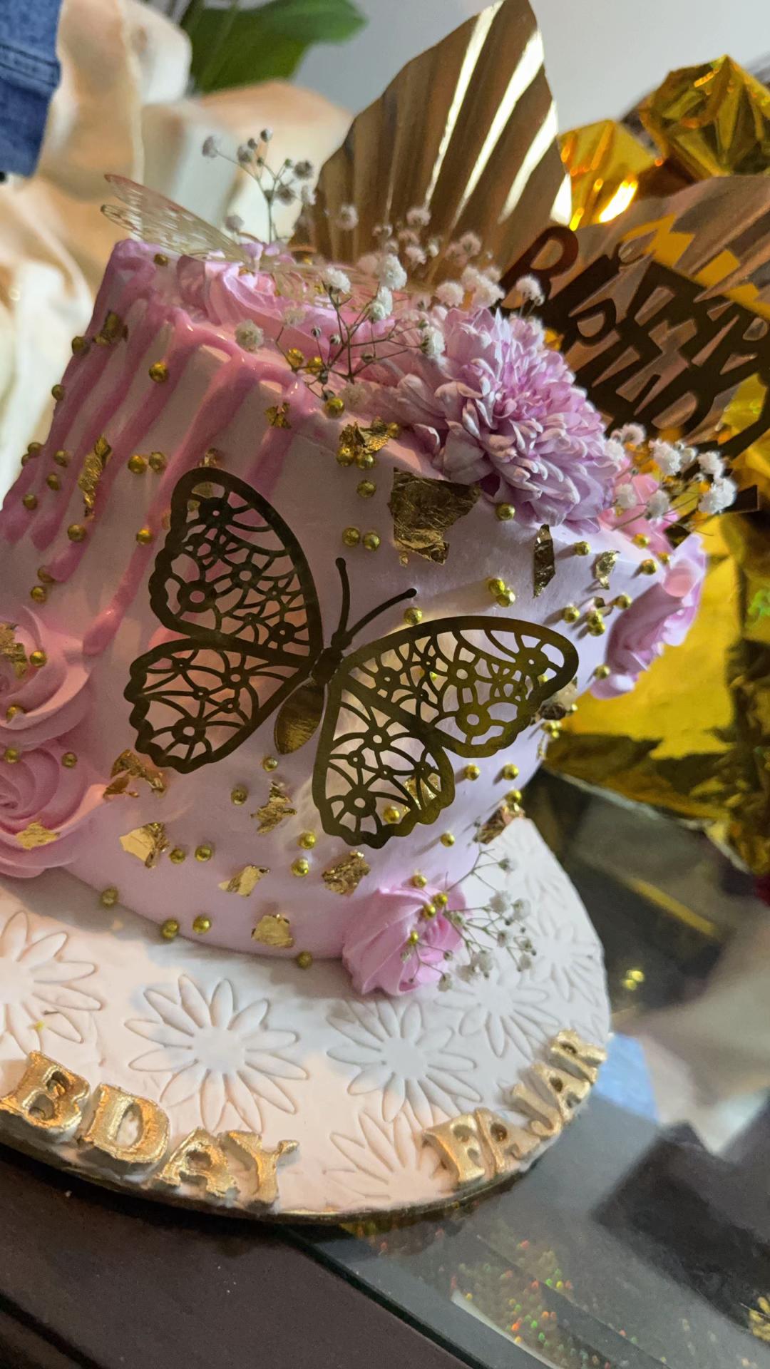 @🦋🧚♂️ ǟʏɛֆɦǟ🧚🏻🦋