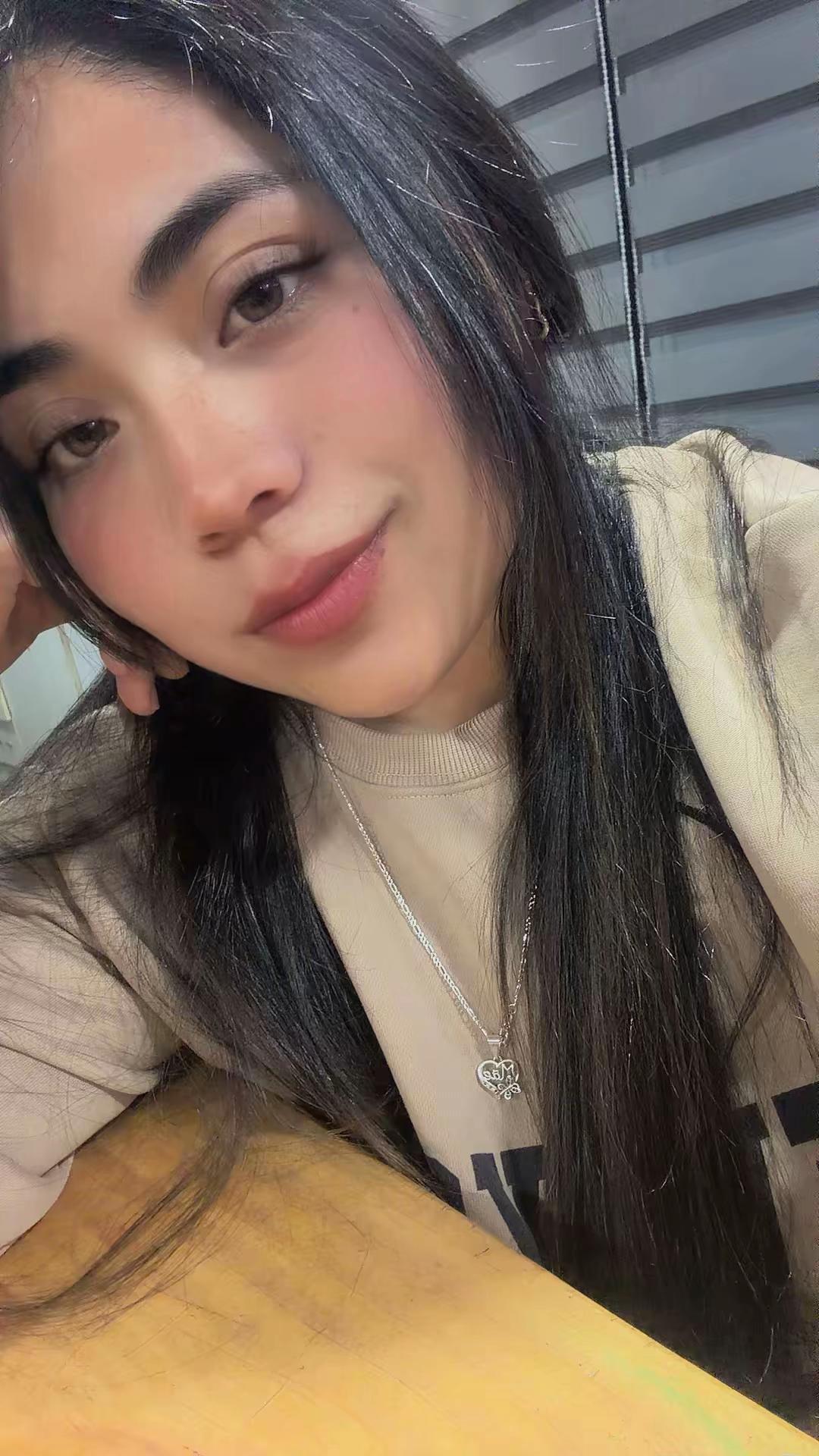 @Camila Morales