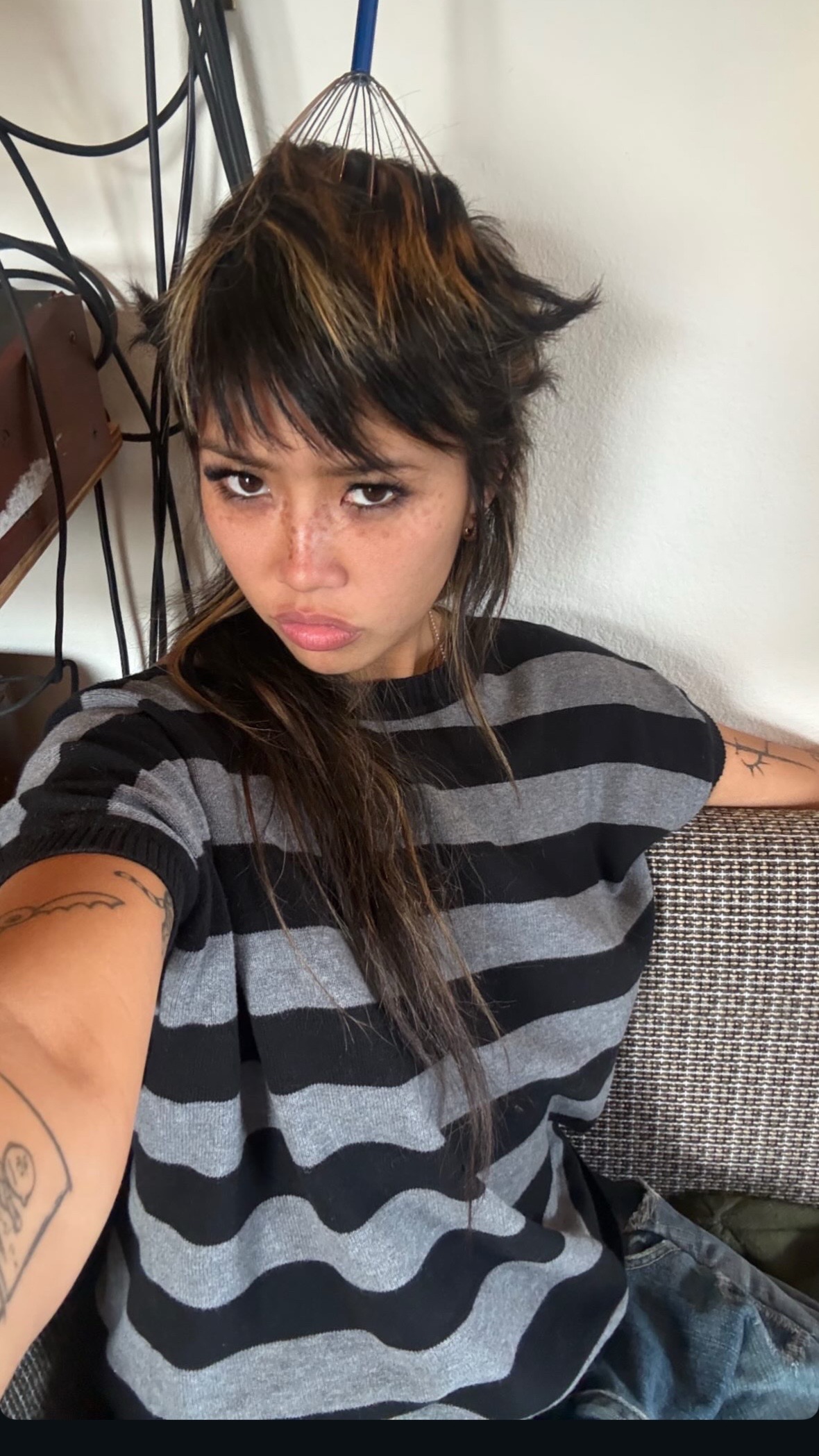 @<3
