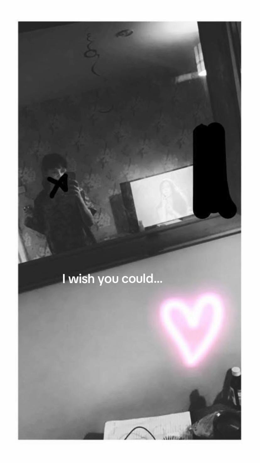 @Chloexoxo2025