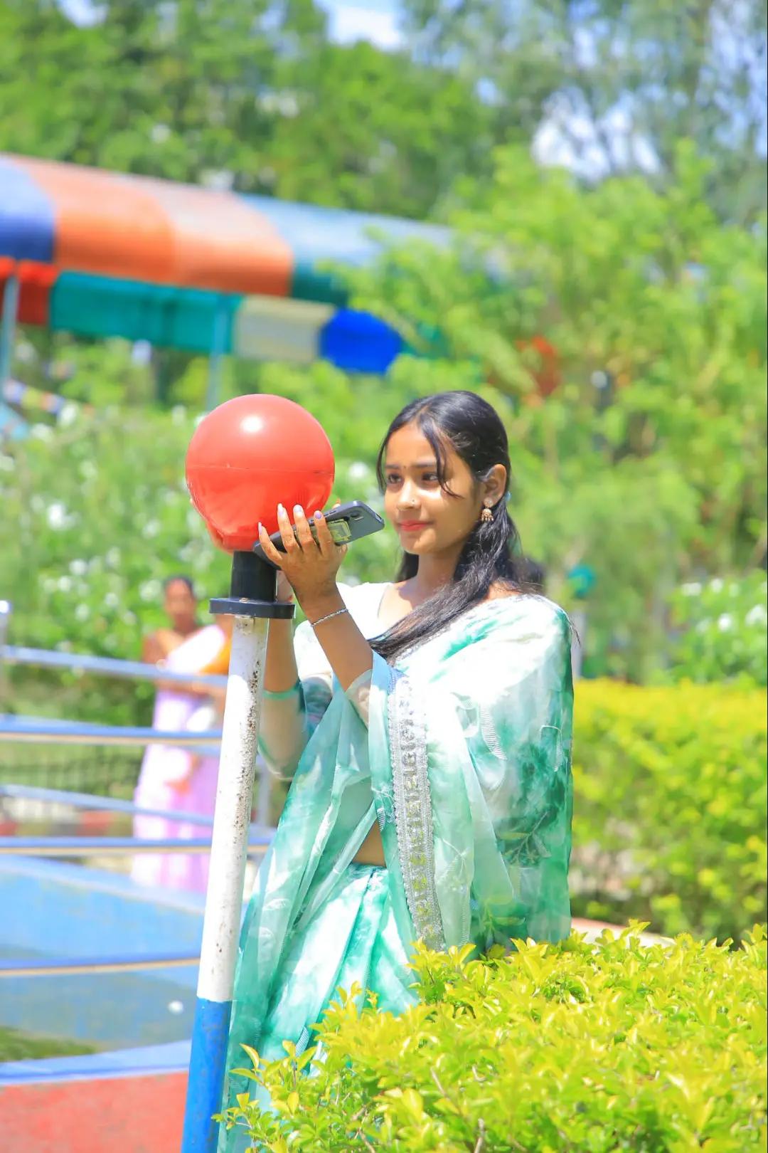 @RADHIKA ⚡💐