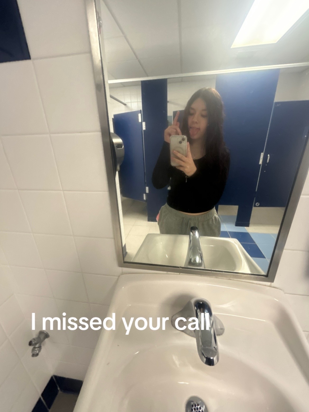 @Akaruh