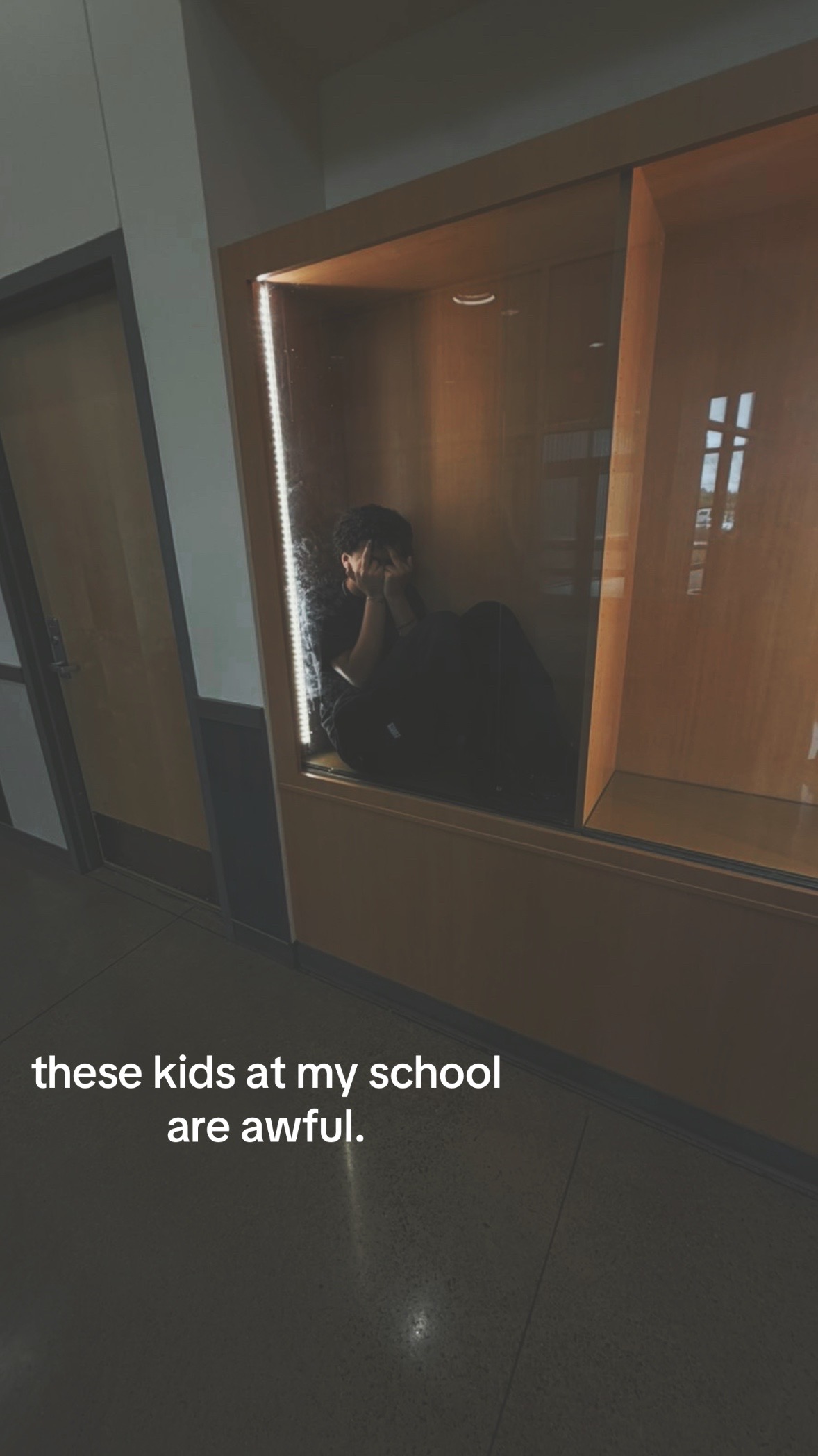 @𝕸𝖎𝖒𝖎 𖣂︎