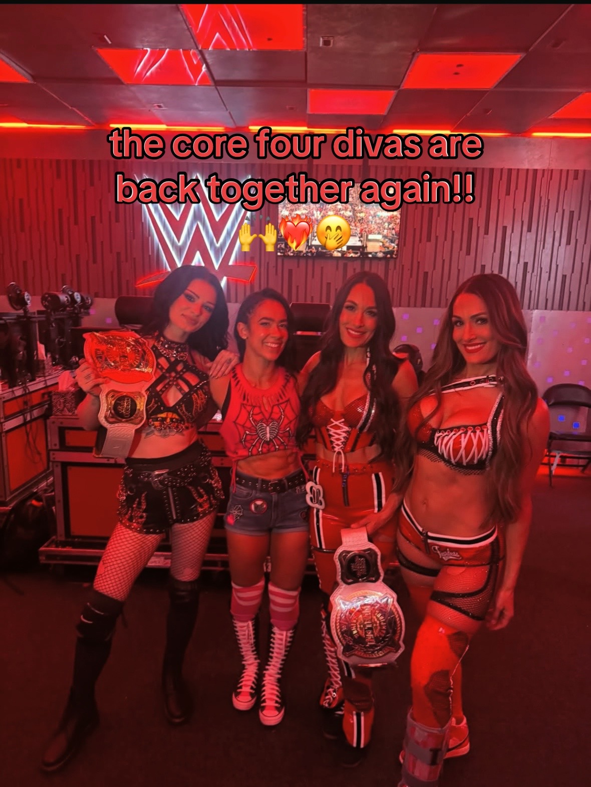 @liv.loves.wrestling