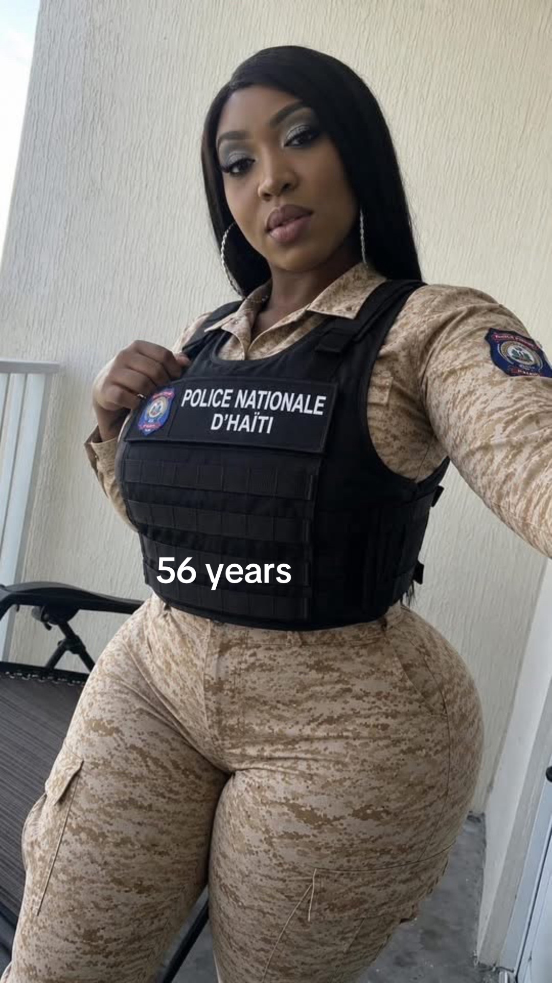 @Beautiful granny 65+