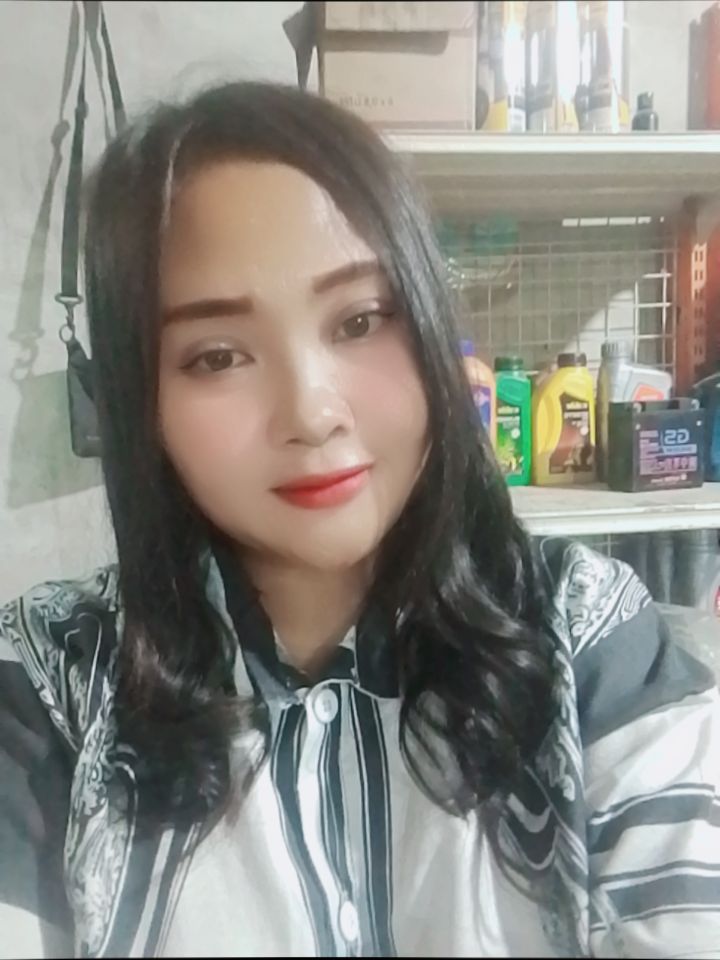@putriastriani