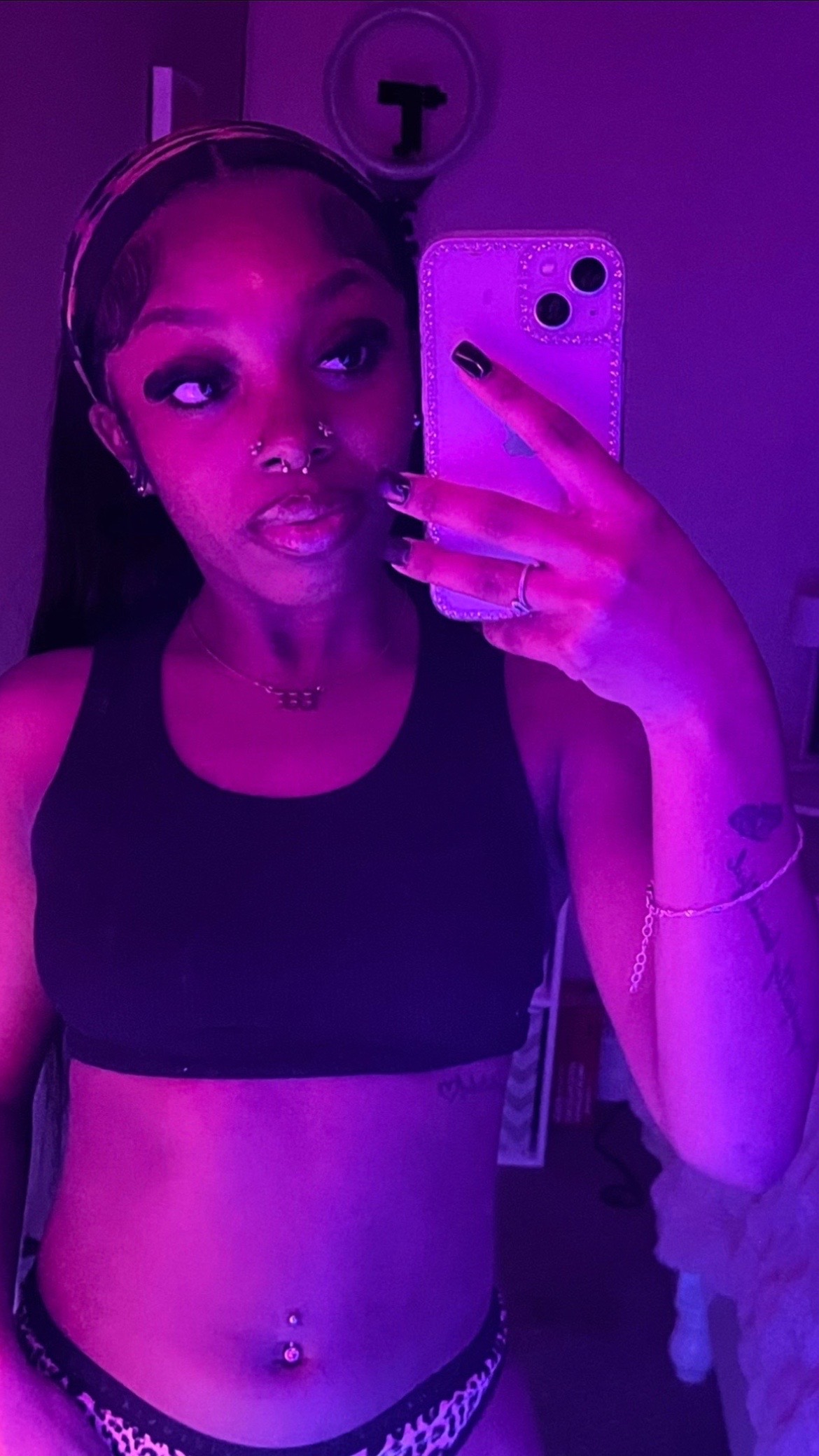 @justasexcleoo