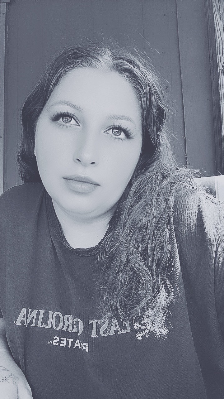 @Breanna🩶🩵