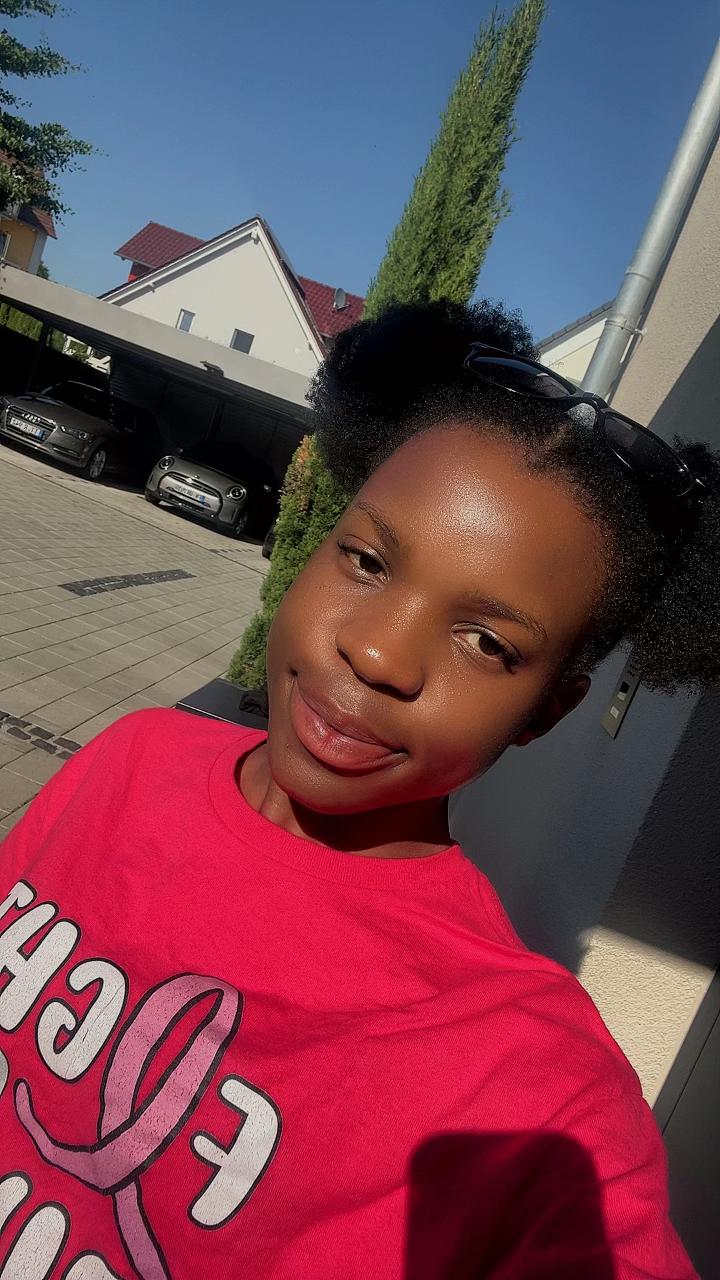@Tanya 🇿🇼🇩🇪