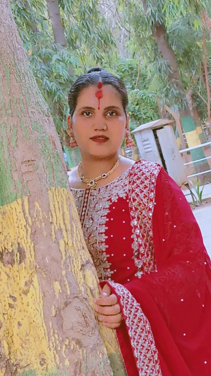 @Divya 🫰🫶