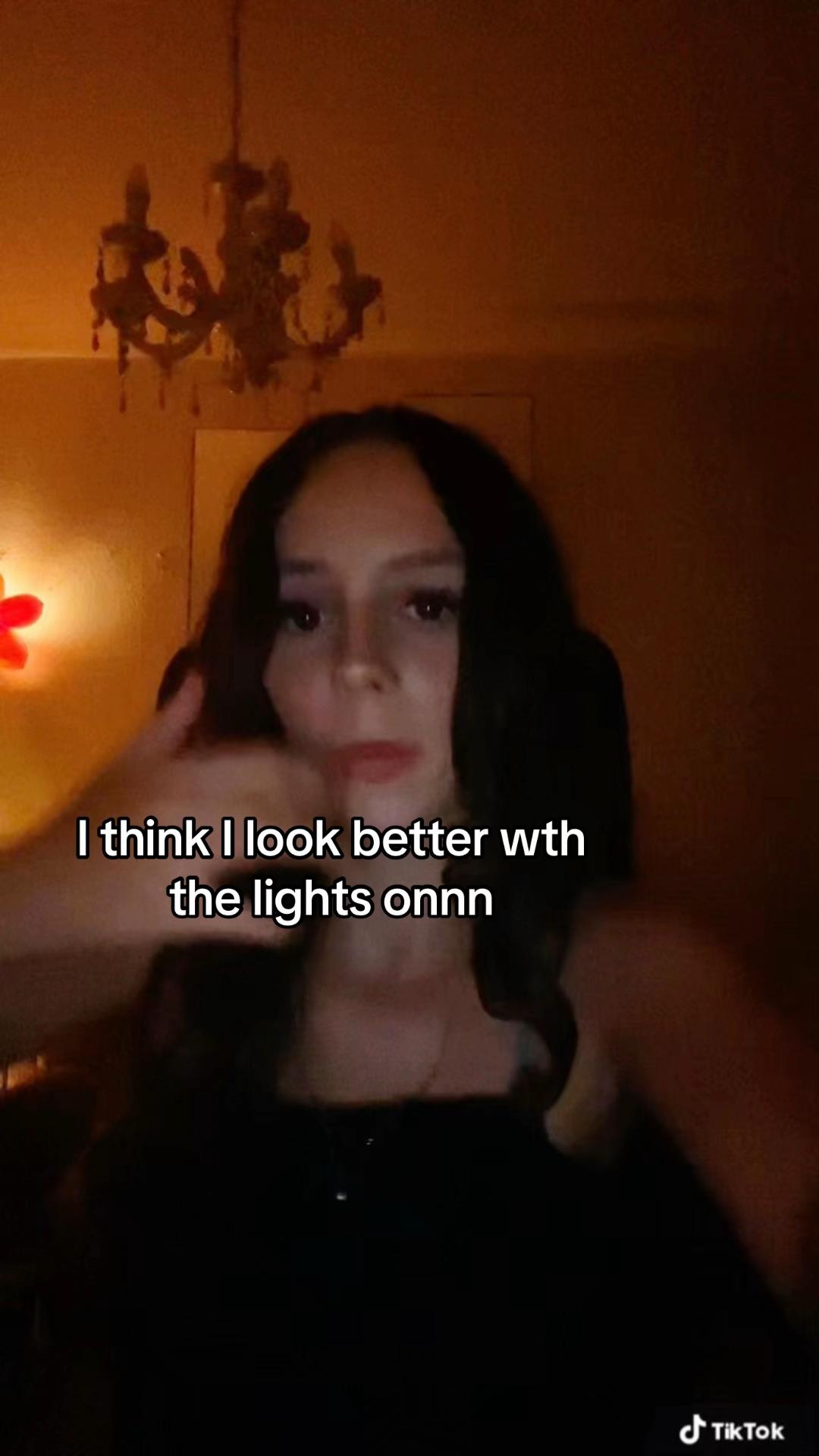 @𝒩