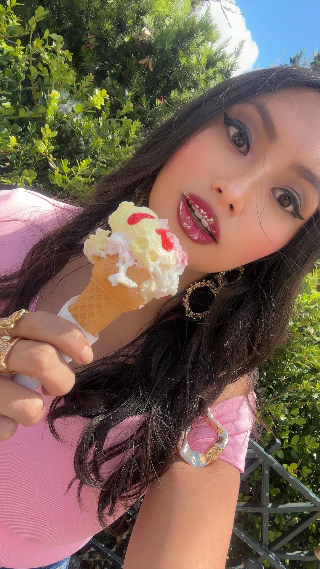 @Janeth Cristina😻