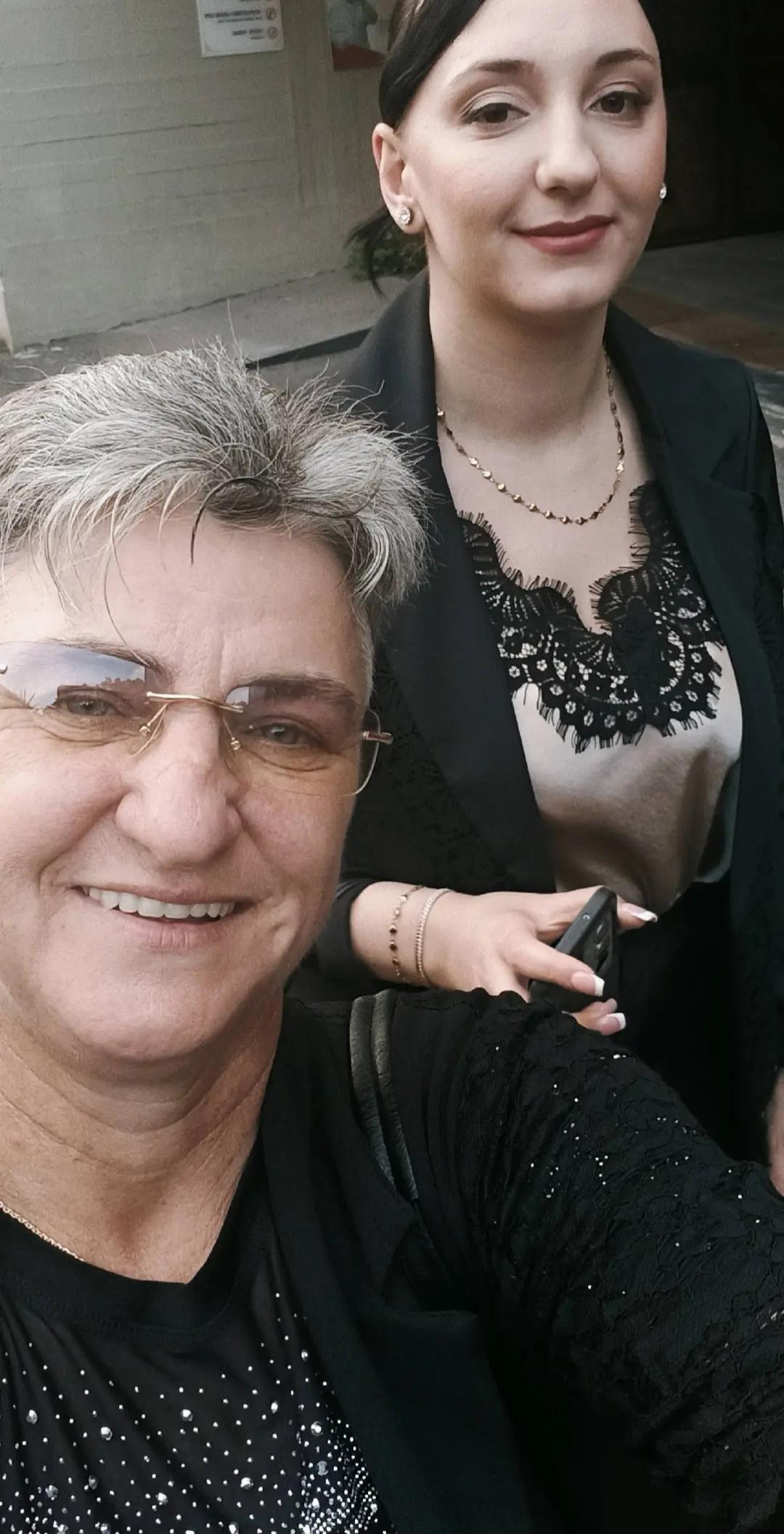 @S&icirc;rbu Anna