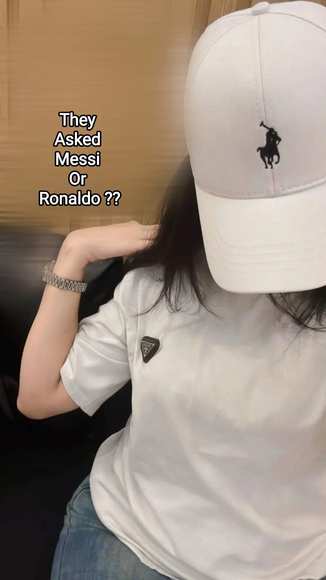 @ℬ.🐼