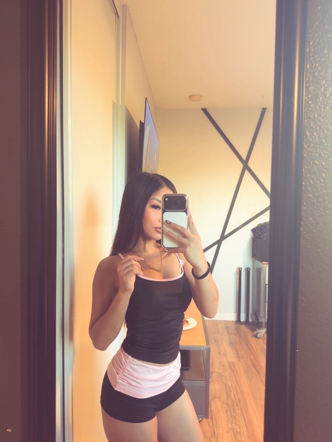 @𝔅