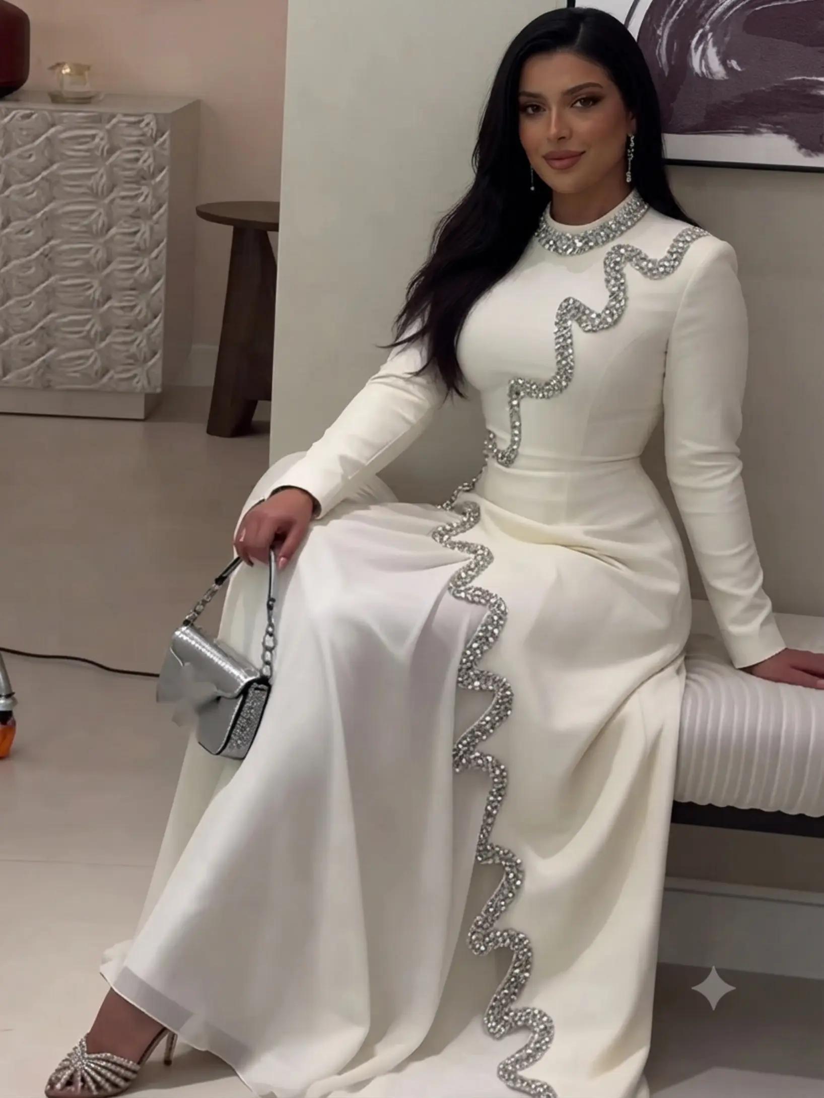 @boutiqueelegancia