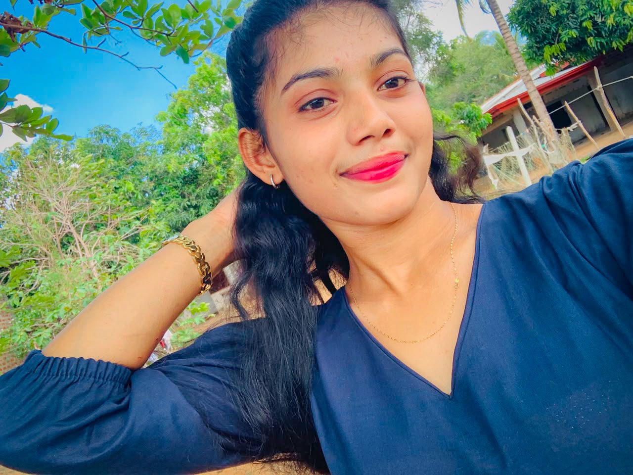 @° ᥫ᭡_ηιѕнυ _gυяℓ ☁️🦋 !! "
