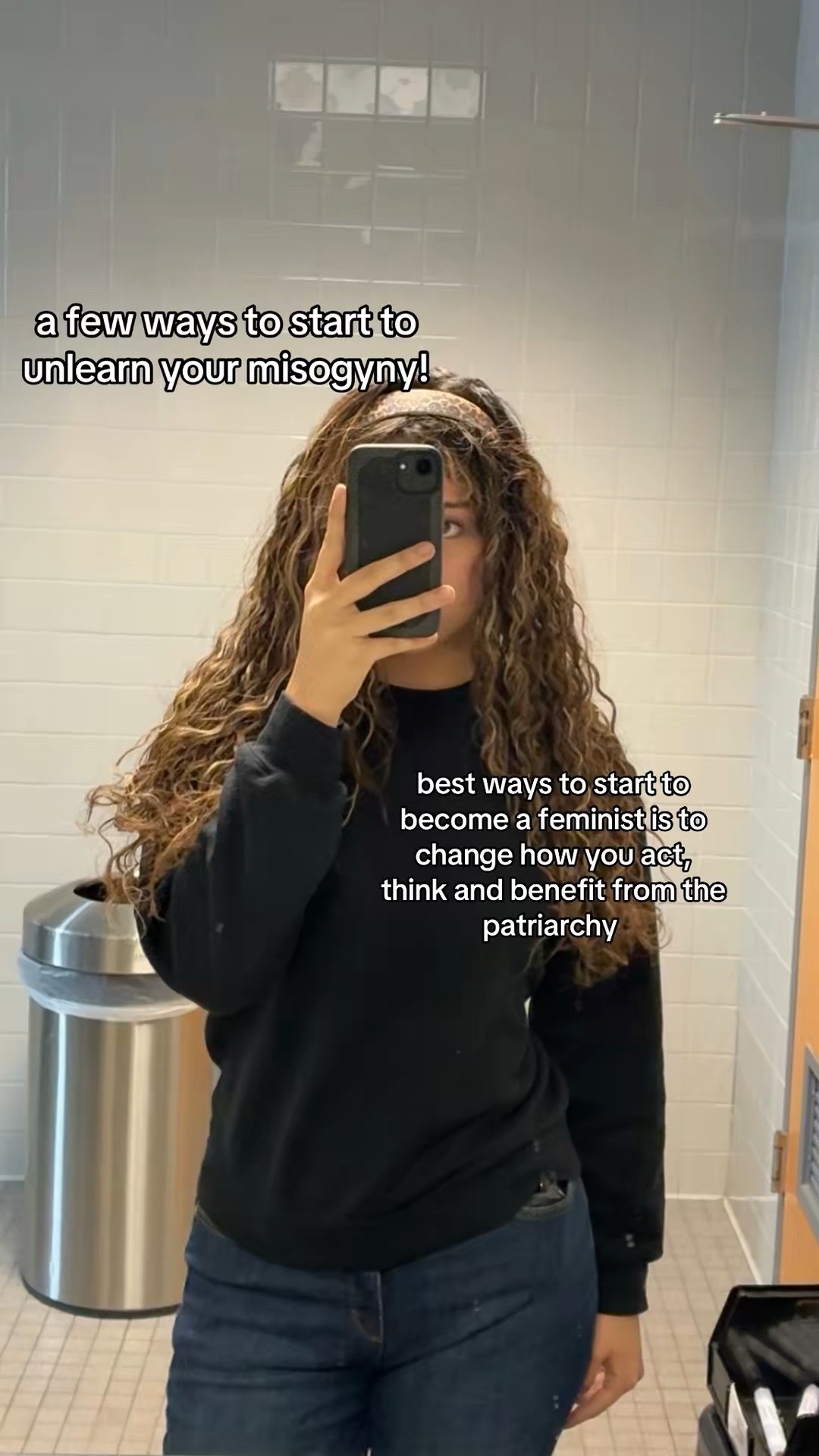 @nyra ☭