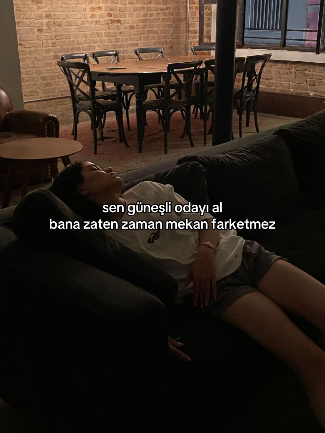 @herhangi bir kadın