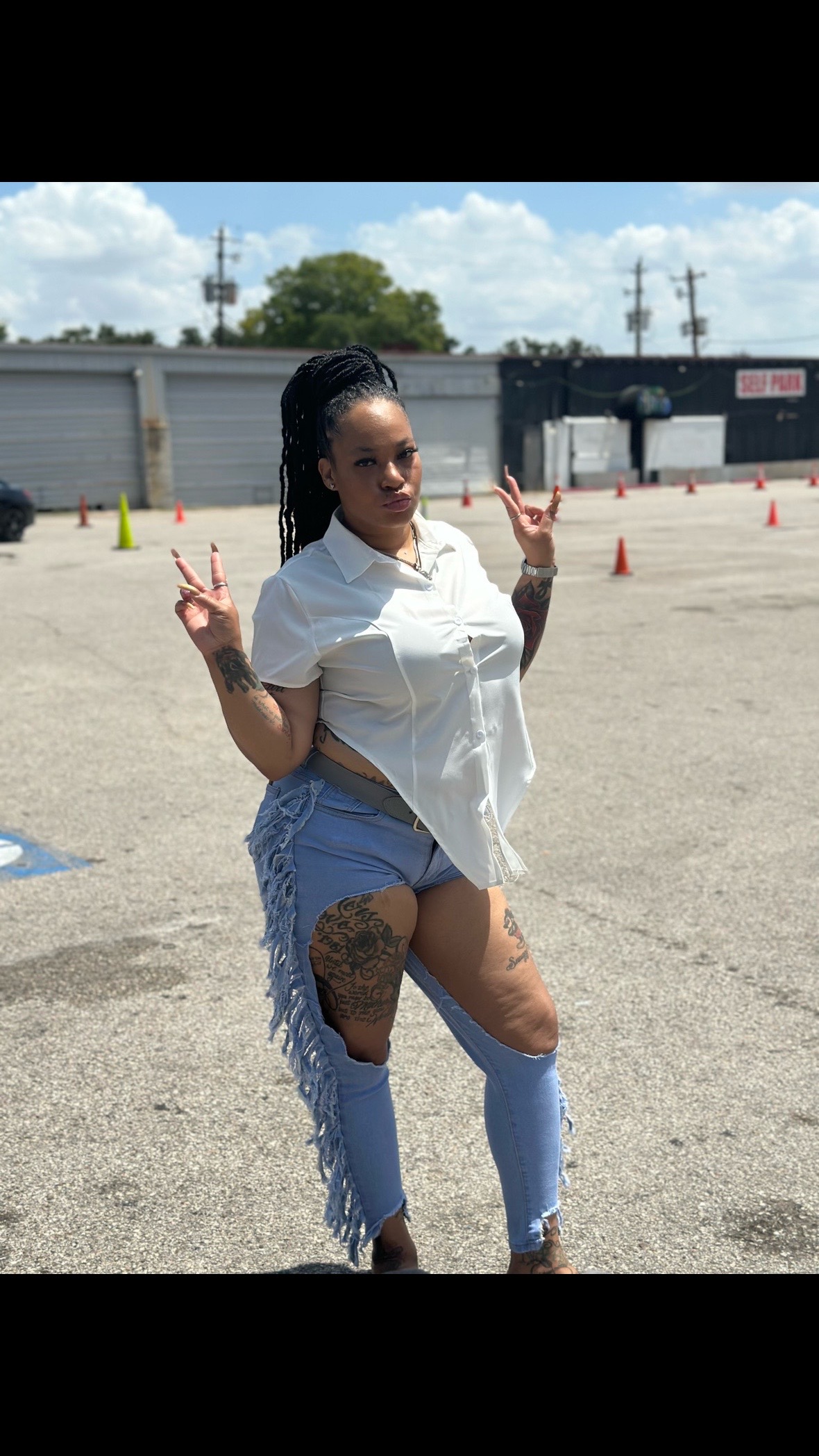 @Nonchalant Beauty😘