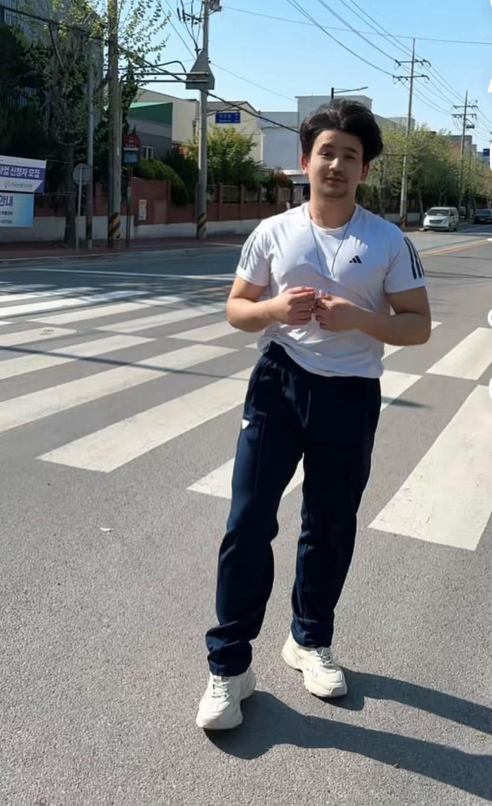 @jitu chhetri🇳🇵😊🇰🇷