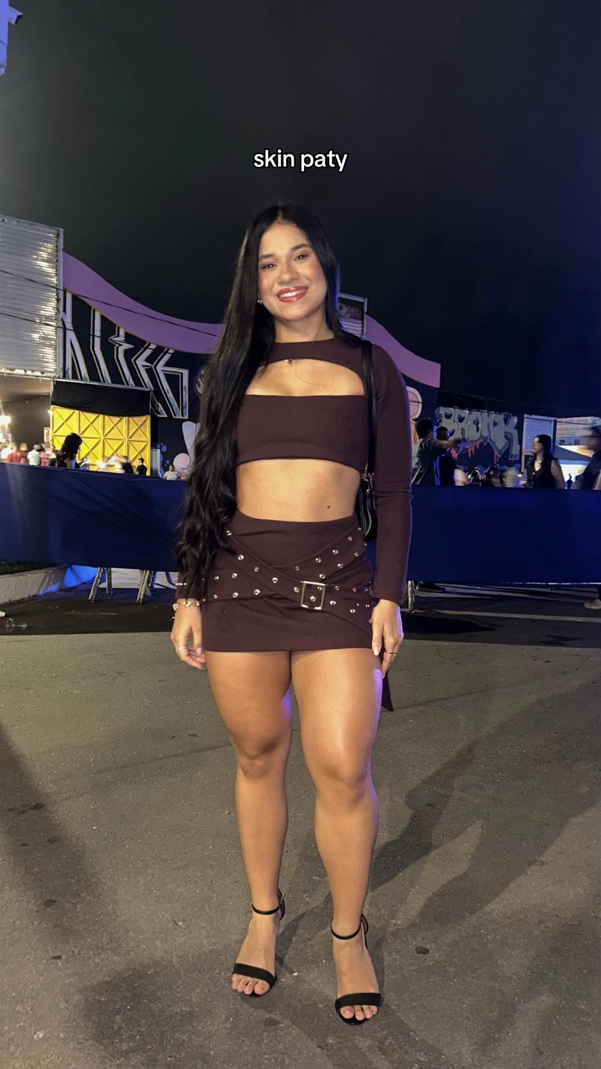 @Ana Carolina