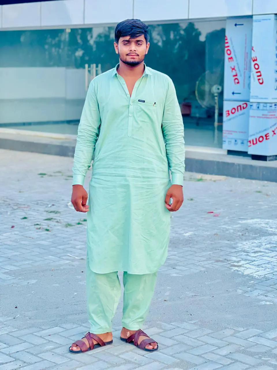 @زینی رکنانہ🥂🖤
