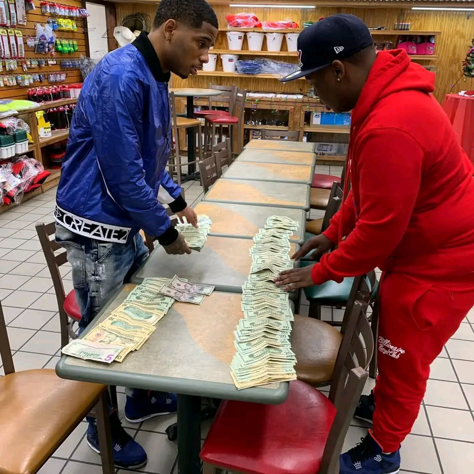 @WRLD 🤑 Trap Star ✨