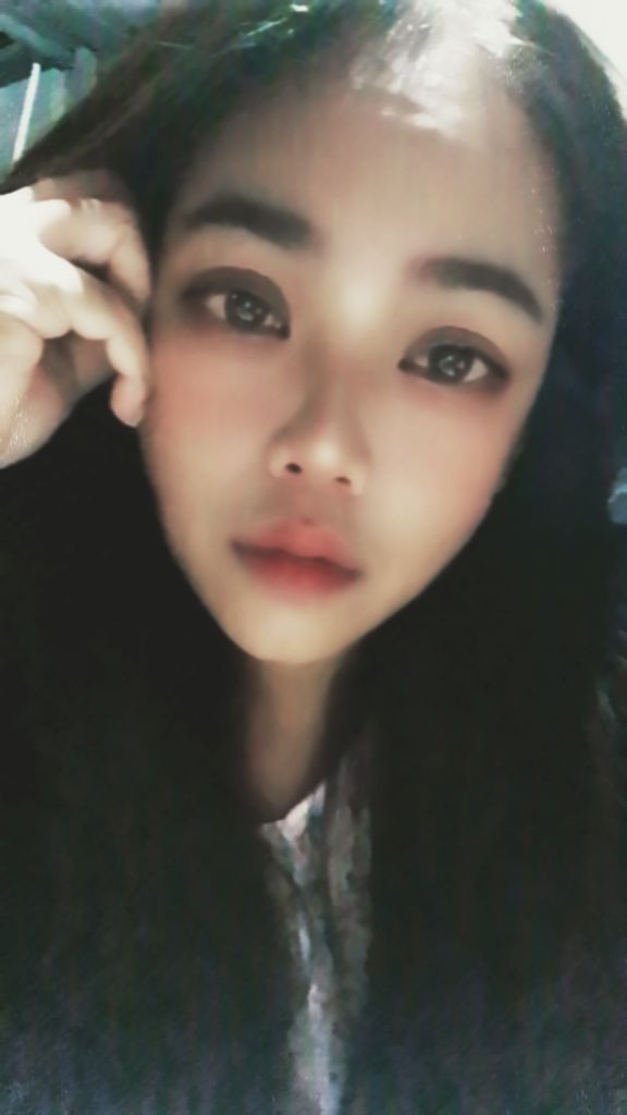 @Yuni adam😘