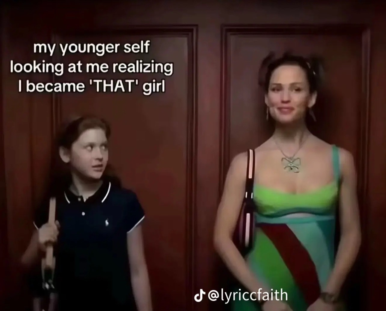 @sxycatmom