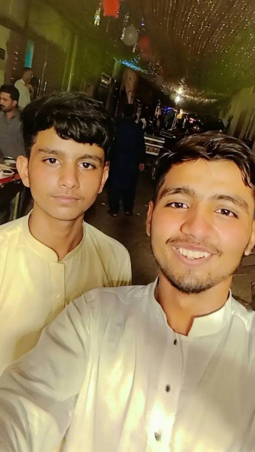 @حسنین علی✨🌸