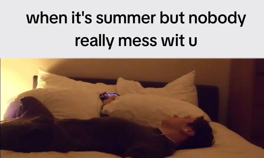 @⃟