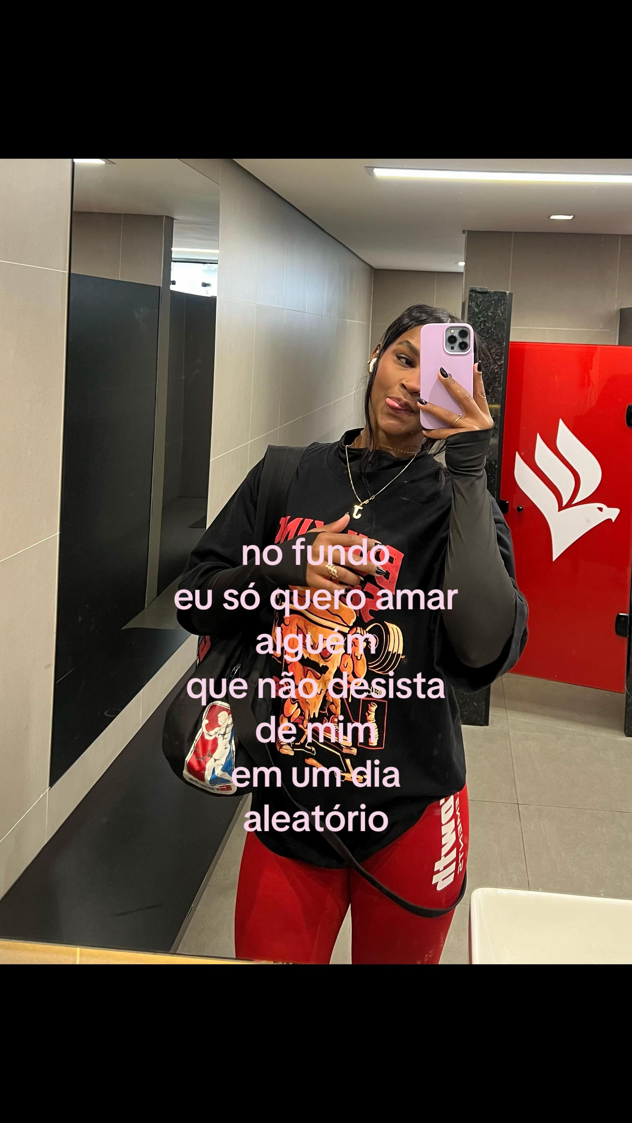 @julianasantos