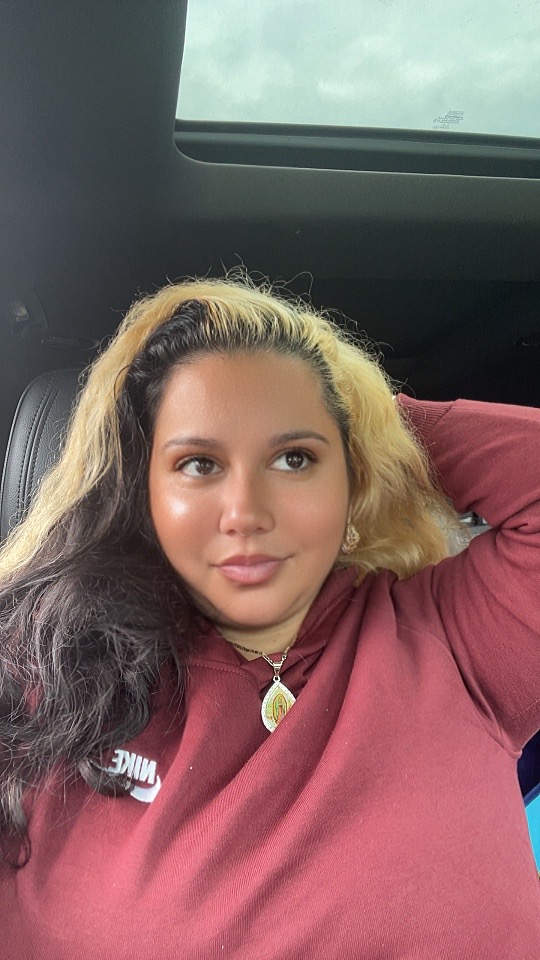 @🫶🏽