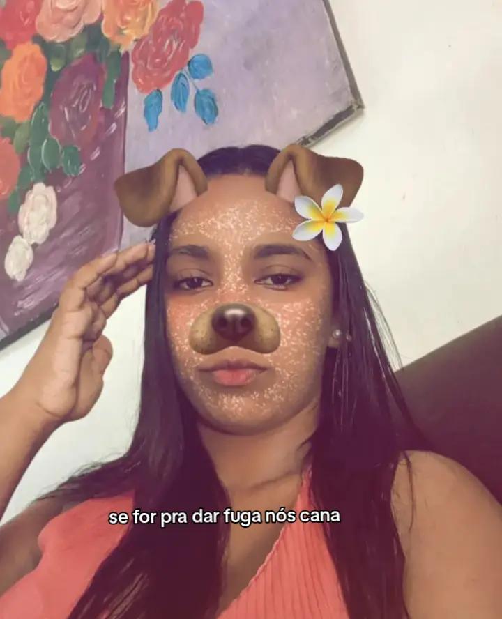 @scarlett_Estefane