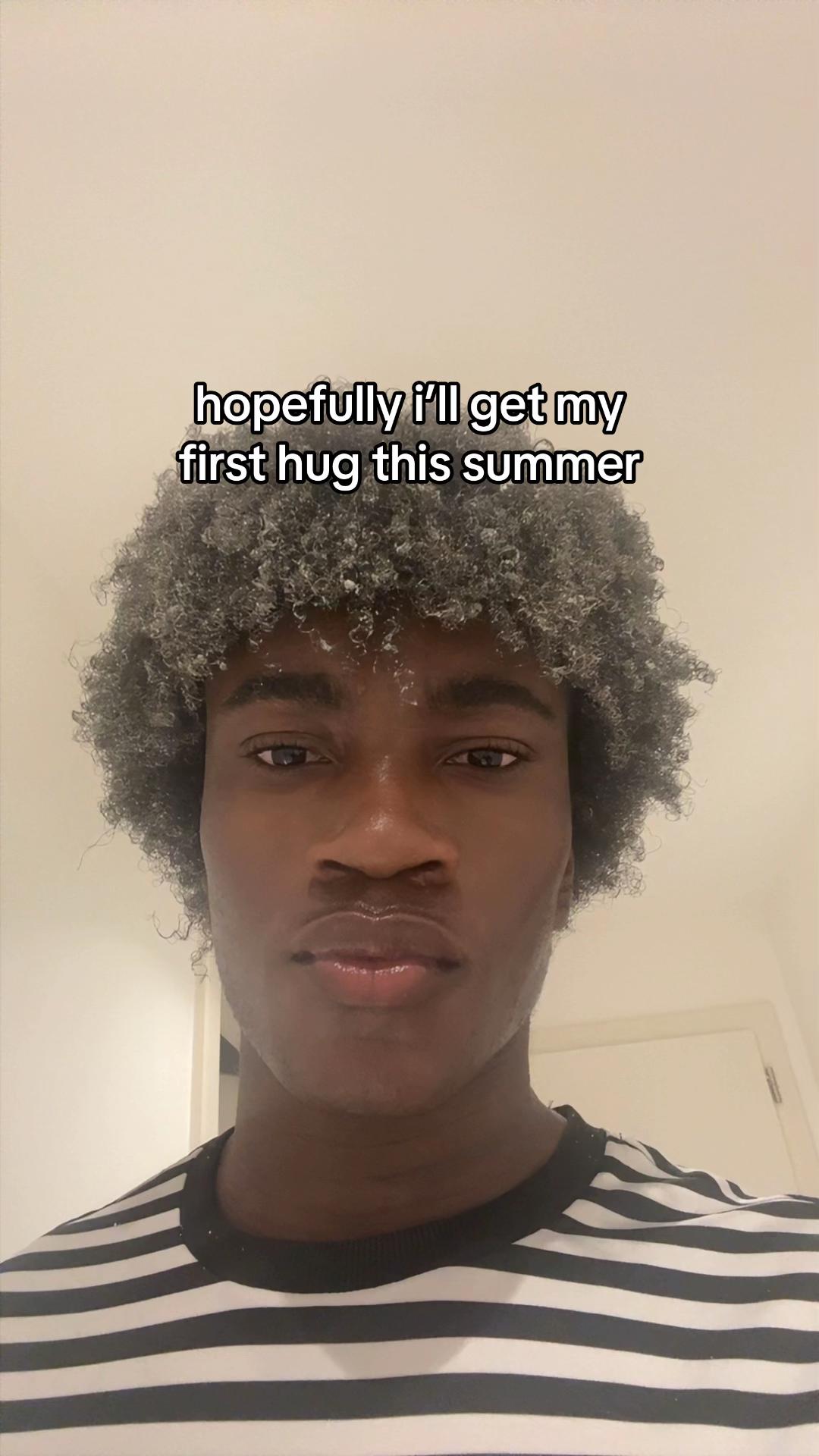 @⃟