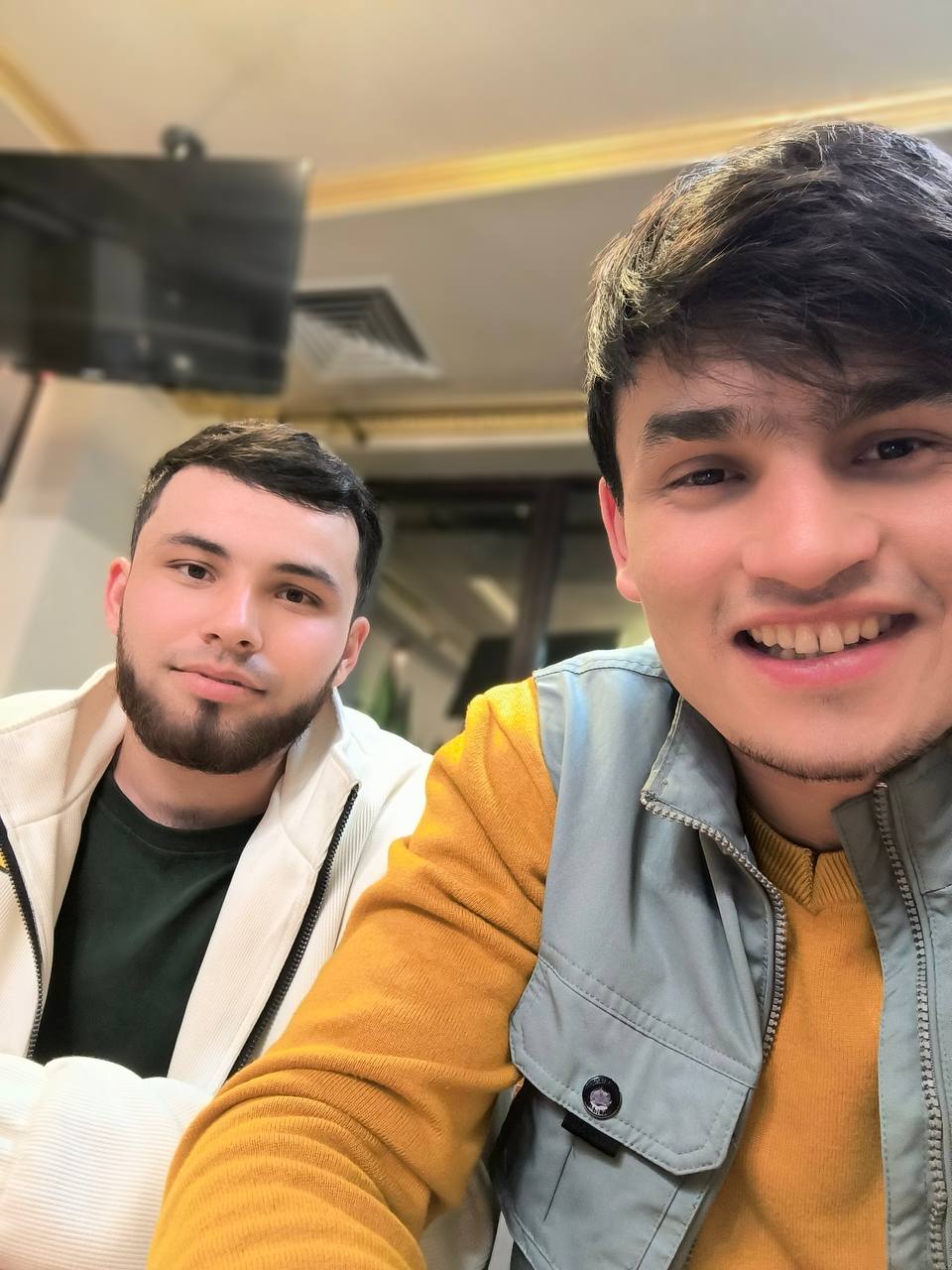 @Alikhan_907