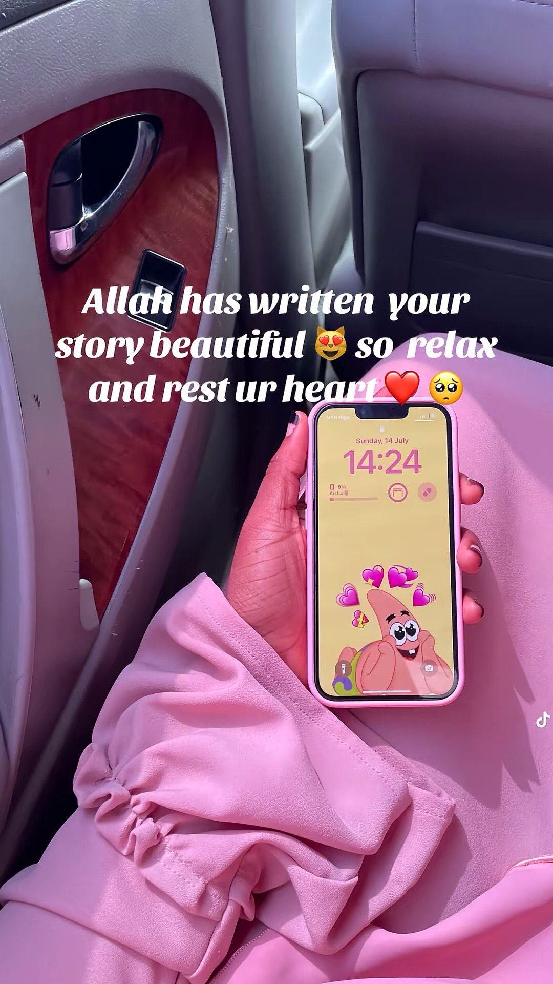 @F🥥::👸