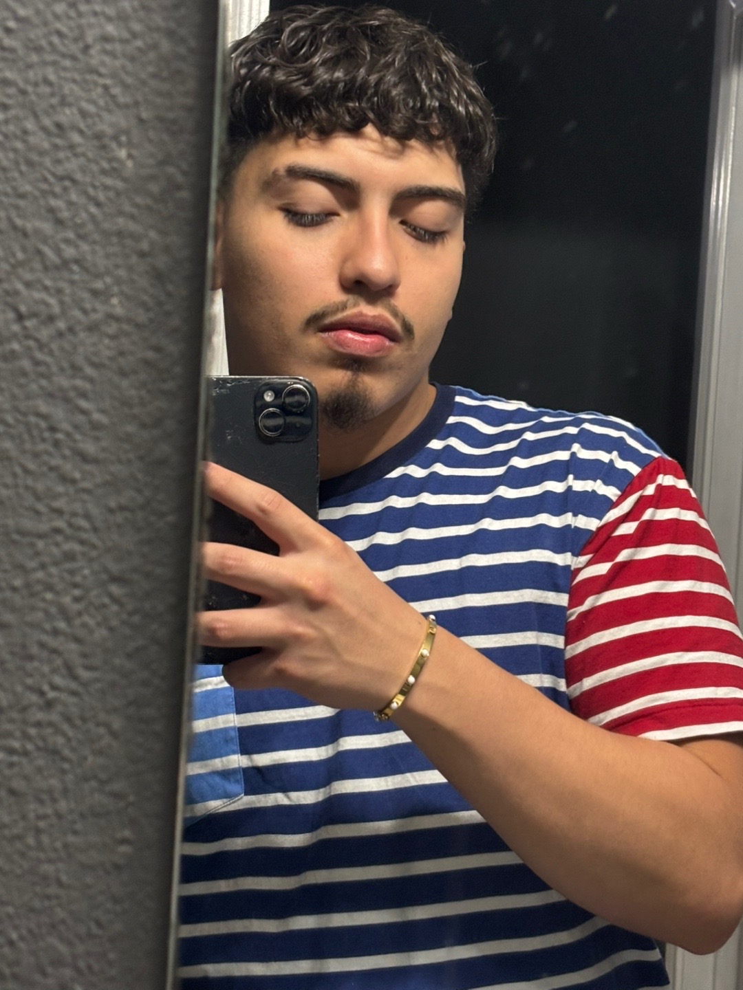 @Alejandro