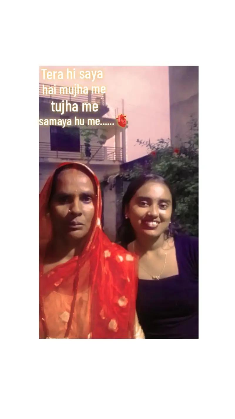 @typing...........🤞💗🌸
